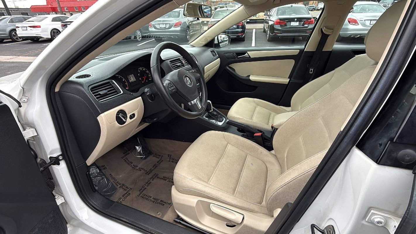 Used 2011 Volkswagen Jetta SE image 10
