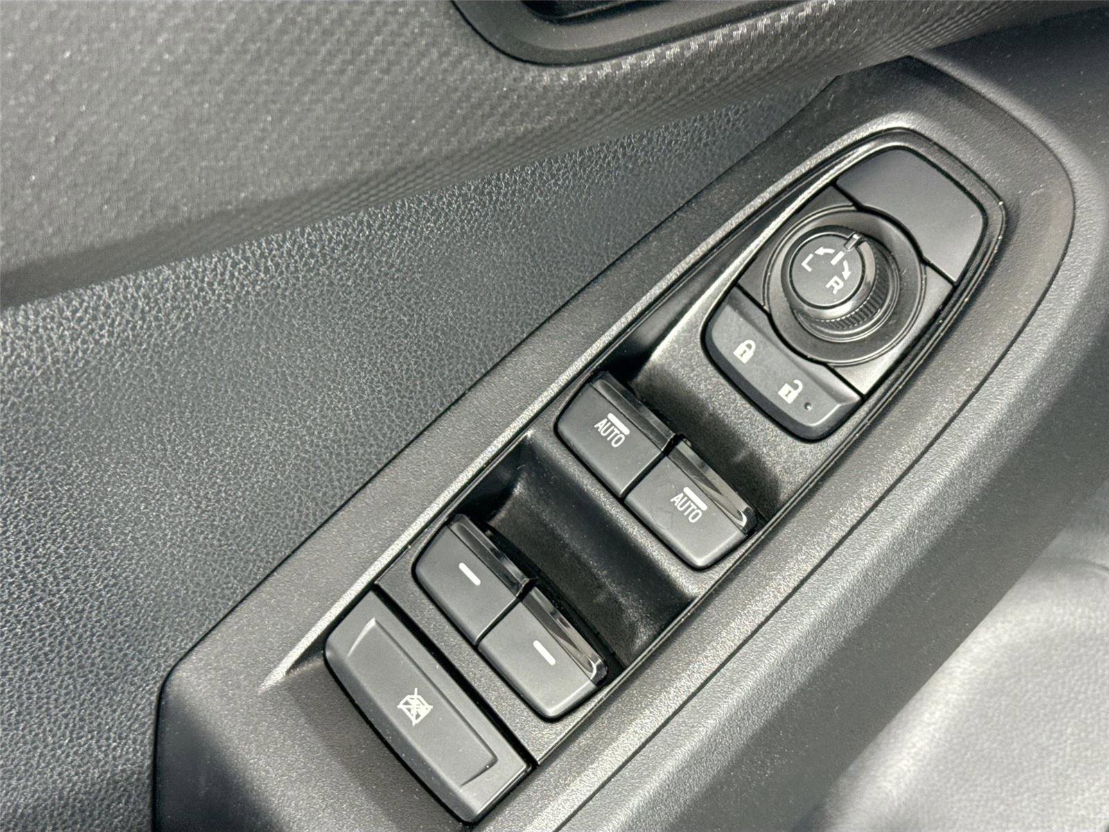 Used 2025 Subaru Crosstrek 2.5i Sport w/ Popular Package #4A AWD/4WD image 29