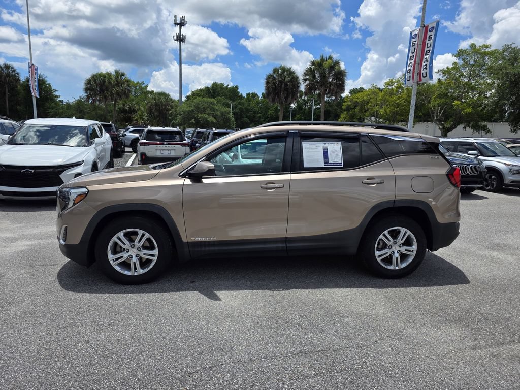 Used 2018 GMC Terrain SLE w/ Driver Convenience Package FWD image 5