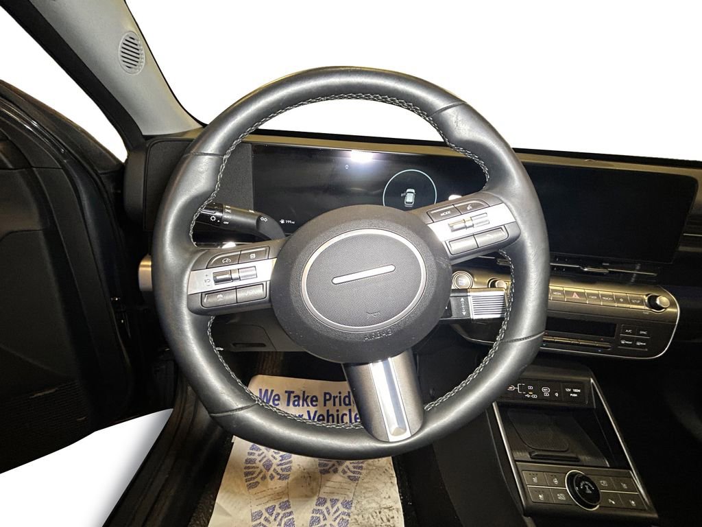 Used 2024 Hyundai Kona Limited AWD/4WD image 13
