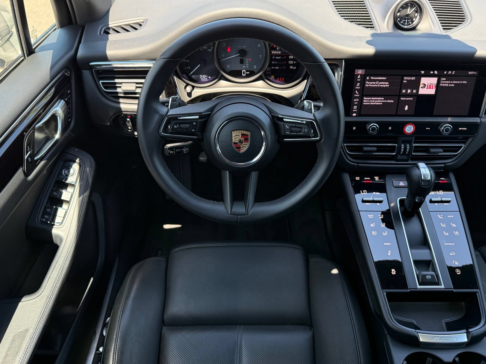 Used 2026 Porsche Macan S AWD/4WD image 14