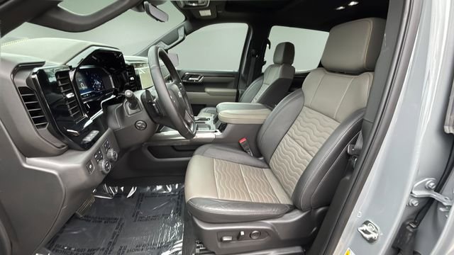 Certified 2025 Chevrolet Silverado 1500 ZR2 w/ Technology Package image 18