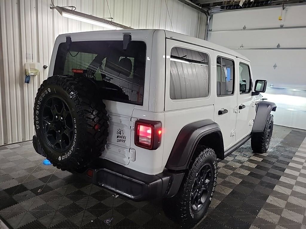 Used 2023 Jeep Wrangler Unlimited w/ Sun & Screen Package image 5
