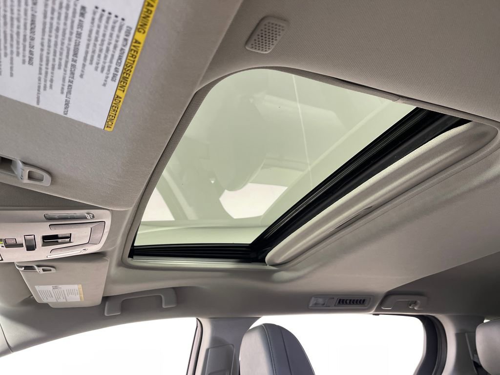 Certified 2024 Toyota Sienna XLE image 29