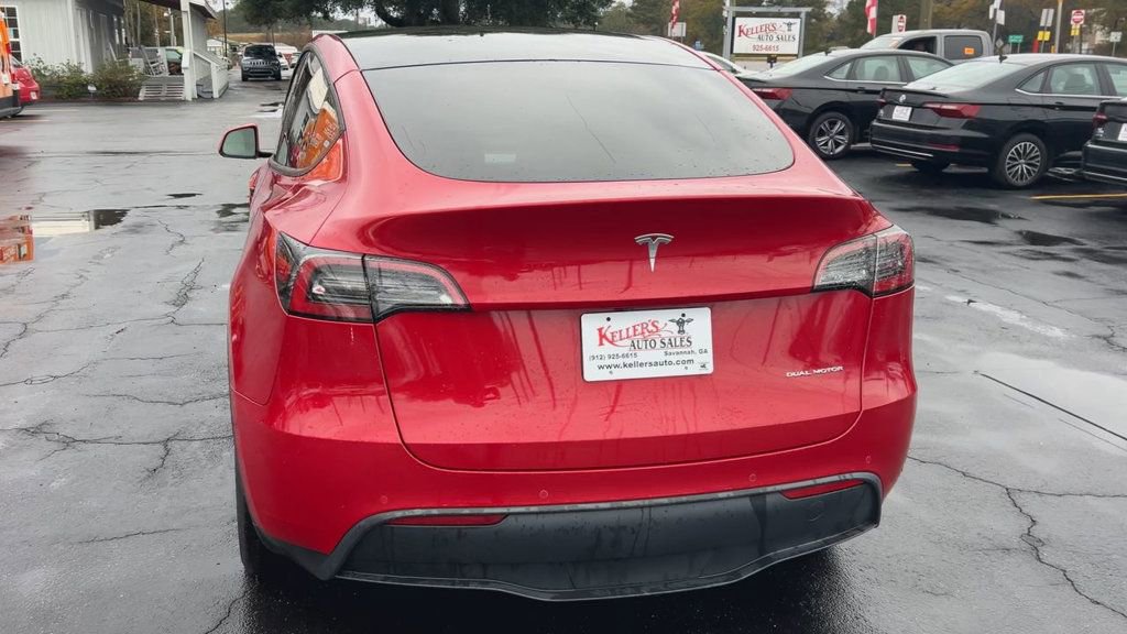 Used 2022 Tesla Model Y Long Range image 7
