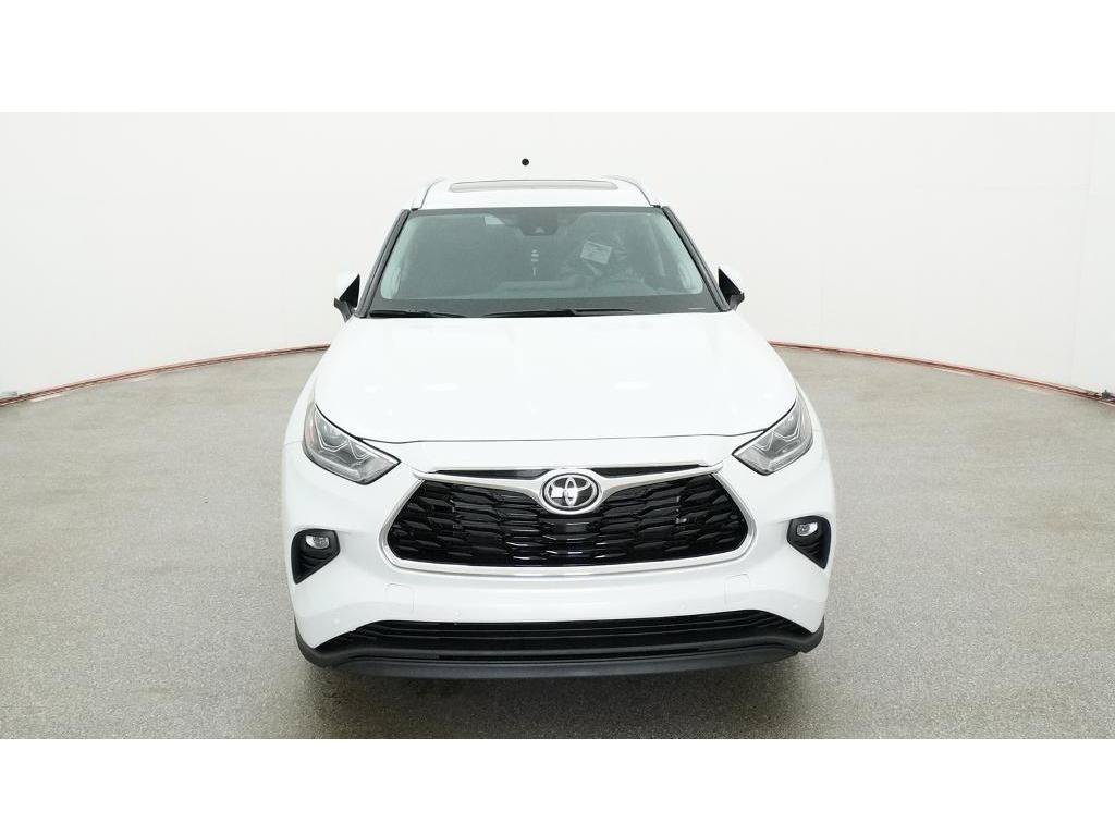 New 2026 Toyota Highlander Limited AWD/4WD image 15