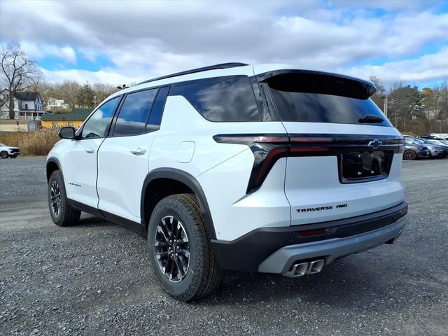 New 2026 Chevrolet Traverse Z71 w/ Enhanced Driving Package image 4