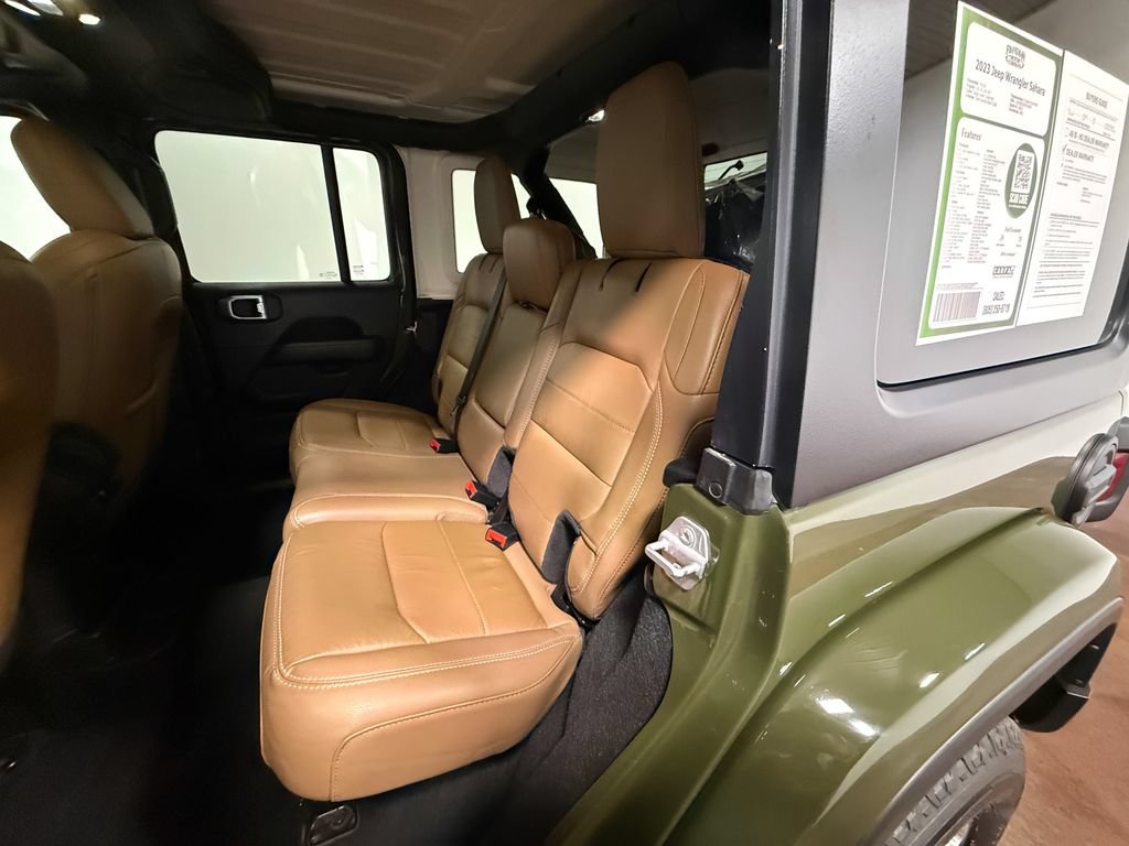 Used 2023 Jeep Wrangler Unlimited Sahara w/ Dual Top Group AWD/4WD image 8