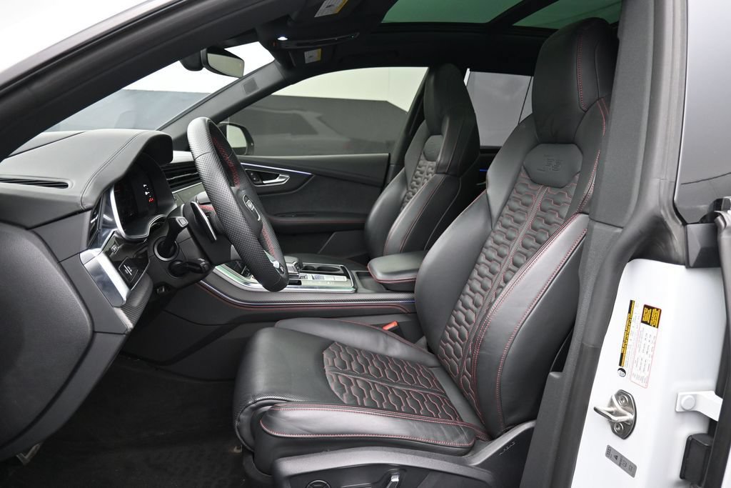 Used 2023 Audi RS Q8 AWD/4WD image 10