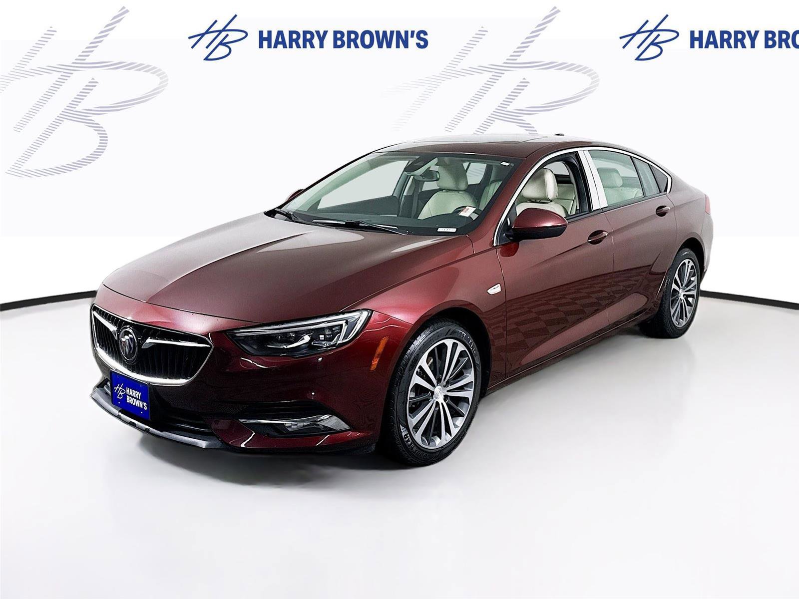 Used 2018 Buick Regal Essence w/ Driver Confidence Package #1