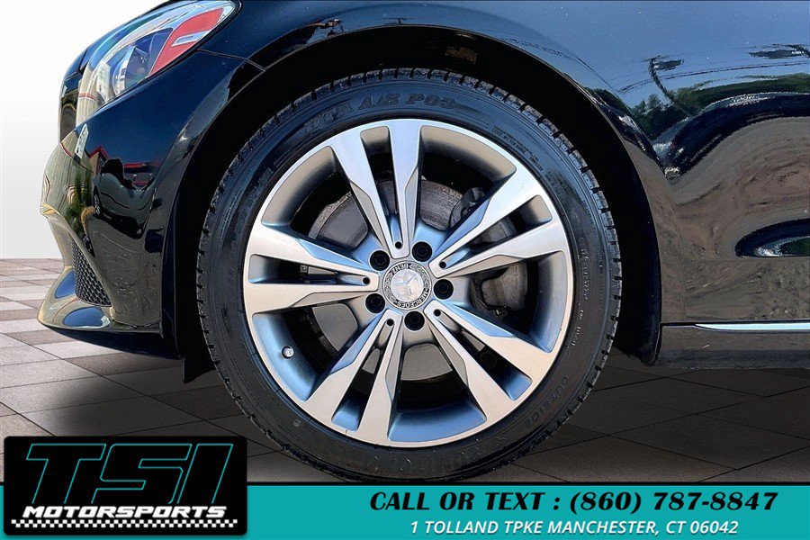 Used 2017 Mercedes-Benz C 300 4MATIC Sedan image 9