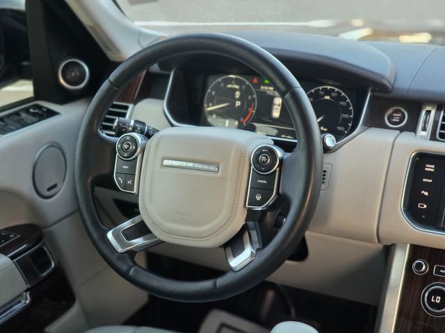 Used 2014 Land Rover Range Rover HSE AWD/4WD image 28