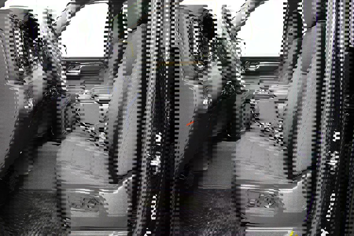 Used 2024 GMC Sierra 1500 Elevation w/ X31 Off-Road Package image 8