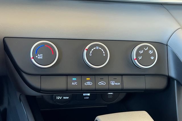 New 2026 Hyundai Elantra SE image 19