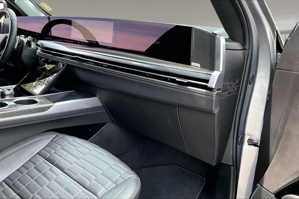 Certified 2025 Cadillac Escalade V AWD/4WD image 16
