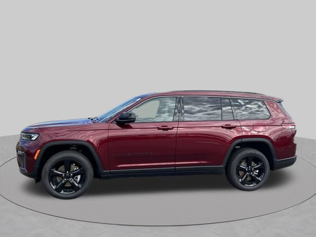 New 2026 Jeep Grand Cherokee L Limited w/ Limited Altitude Package AWD/4WD image 2