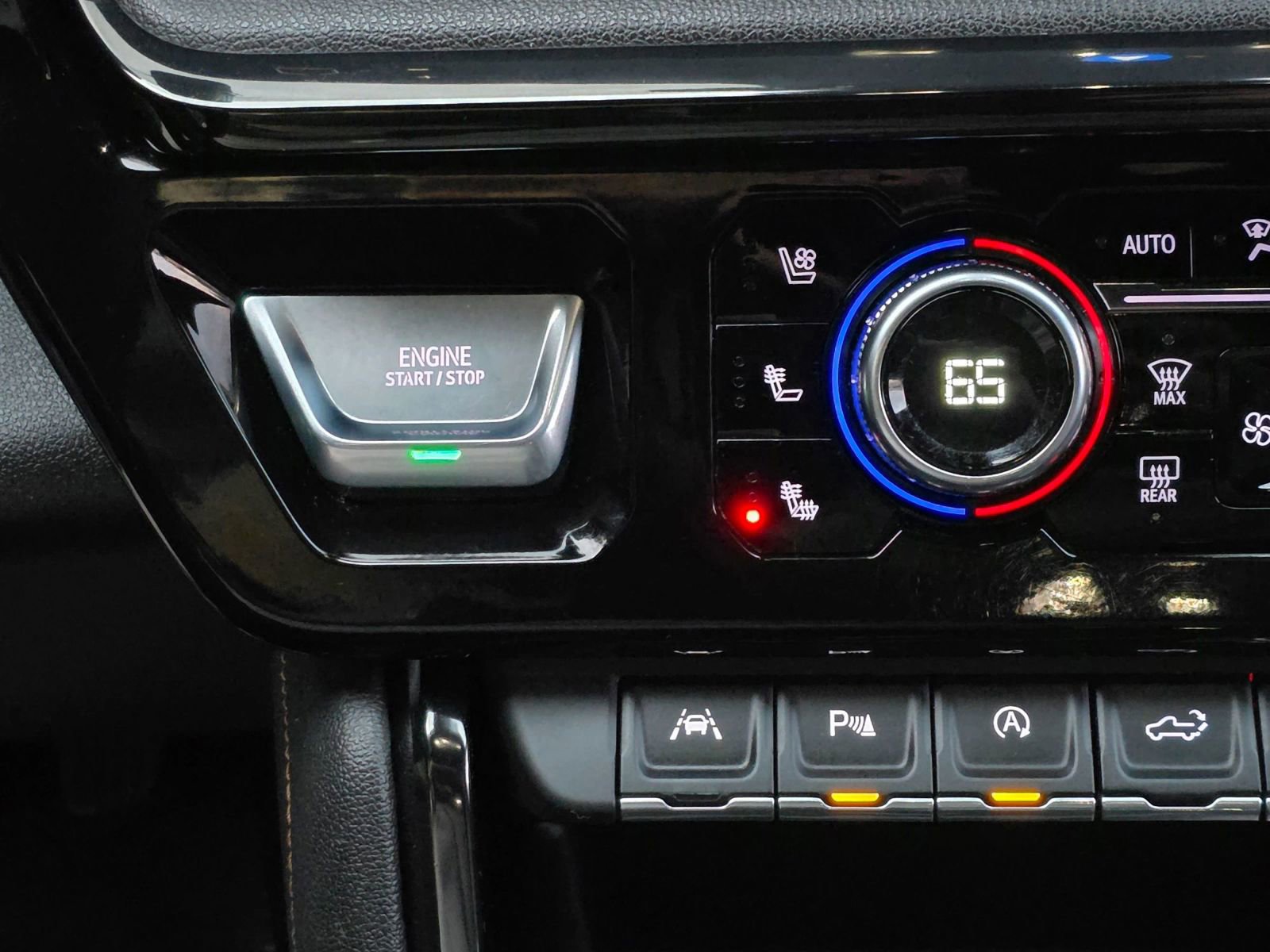 Used 2023 GMC Sierra 1500 AT4 AWD/4WD image 17