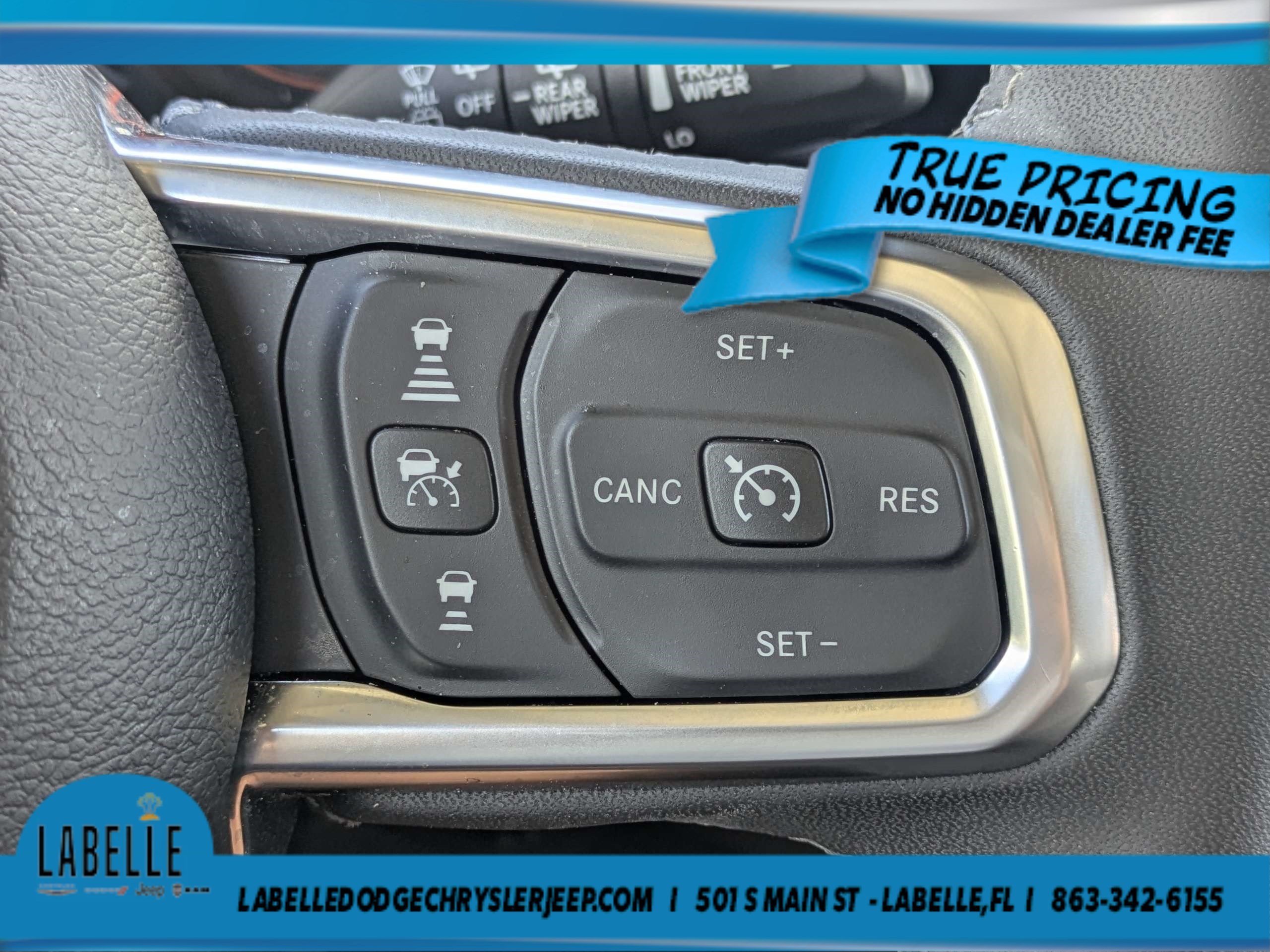 Used 2026 Jeep Wrangler Unlimited Sahara AWD/4WD image 20