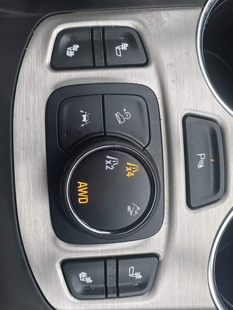 Certified 2023 GMC Terrain Denali image 24