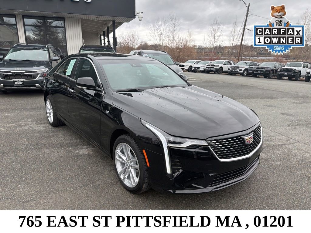 Used 2025 Cadillac CT4 Luxury image 9