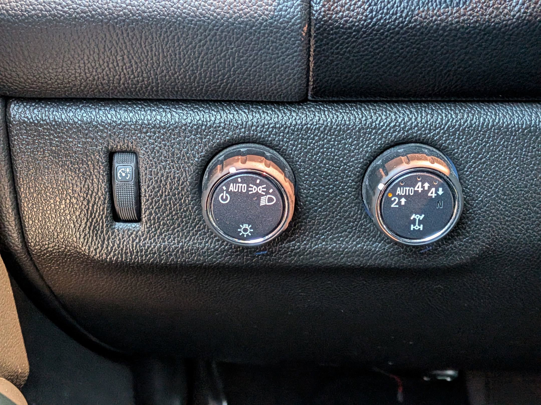 Used 2019 Chevrolet Colorado LT AWD/4WD image 18
