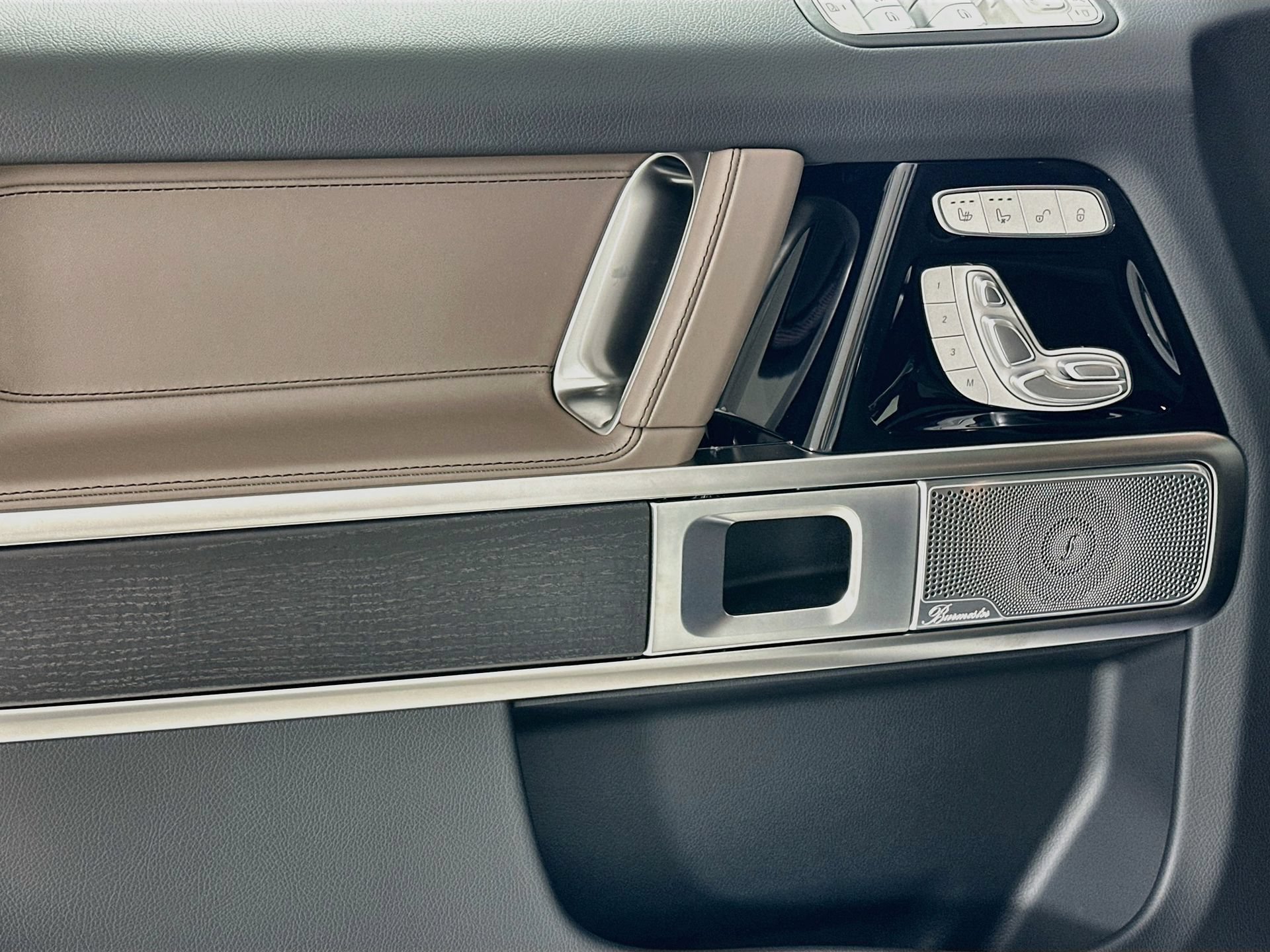 New 2027 Mercedes-Benz G 580 e image 19