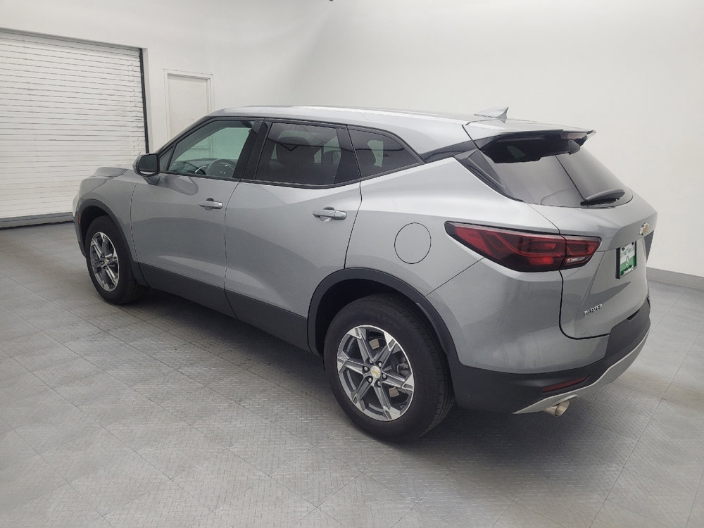 Used 2023 Chevrolet Blazer LT w/ Driver Confidence Package image 3