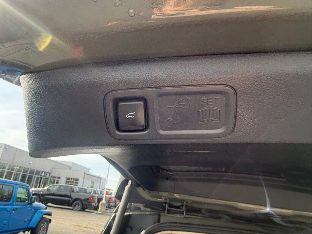 Used 2024 Ford Expedition Max Limited w/ Excursion Package AWD/4WD image 43