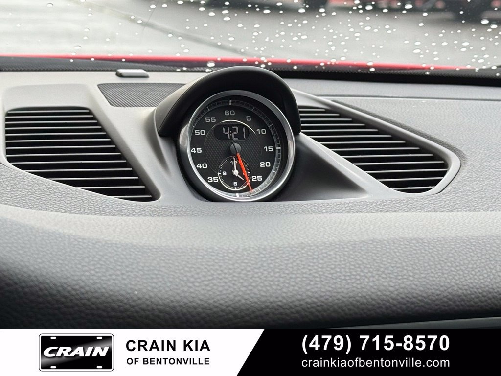 Used 2018 Porsche 911 Carrera RWD image 15