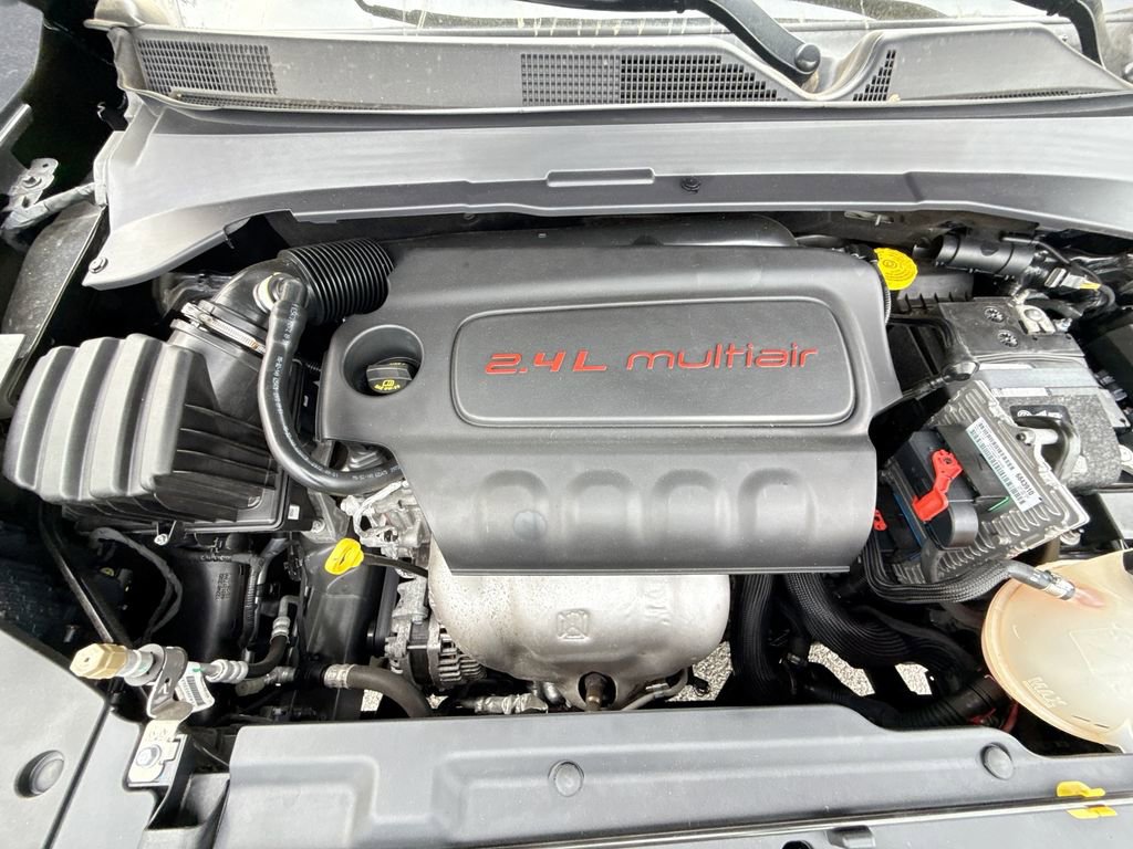 Used 2022 Jeep Compass Latitude w/ Convenience Group image 17