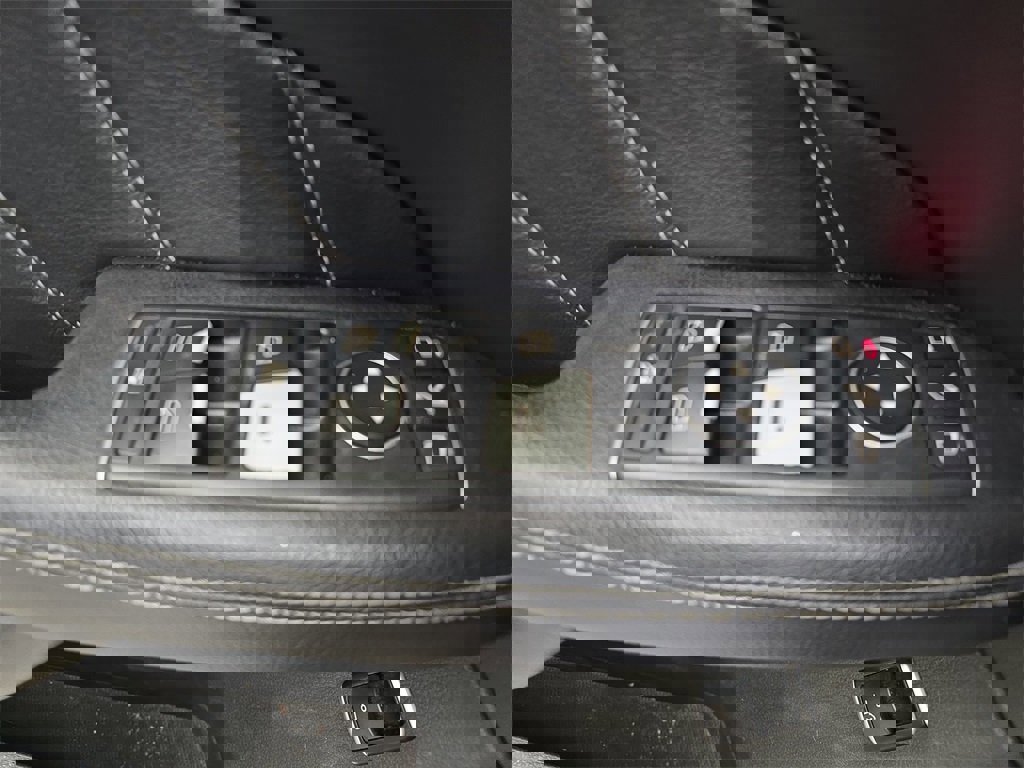 Used 2016 Mercedes-Benz GL 450 4MATIC image 31