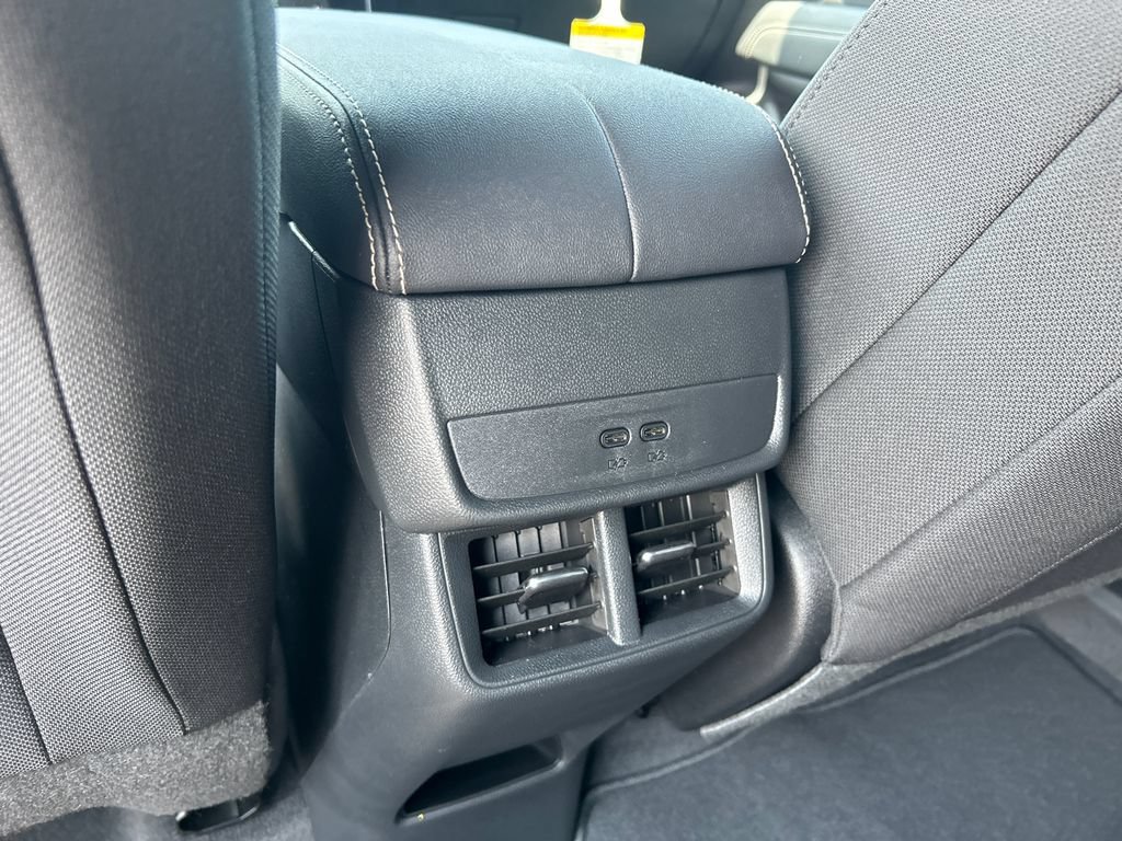 New 2027 GMC Terrain Elevation w/ Black Edition AWD/4WD image 32