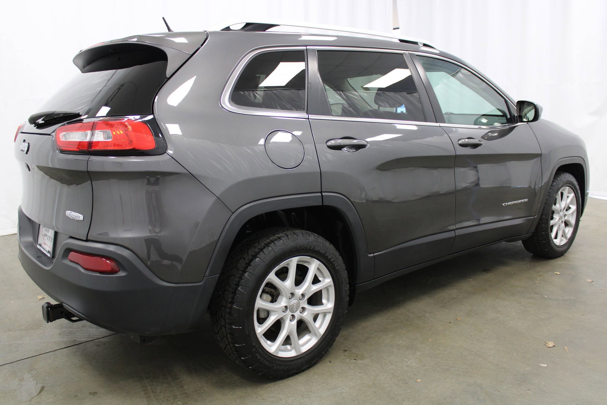 Used 2015 Jeep Cherokee Latitude image 5