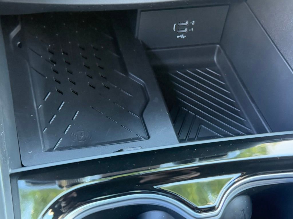 New 2026 Chrysler Pacifica Limited image 16