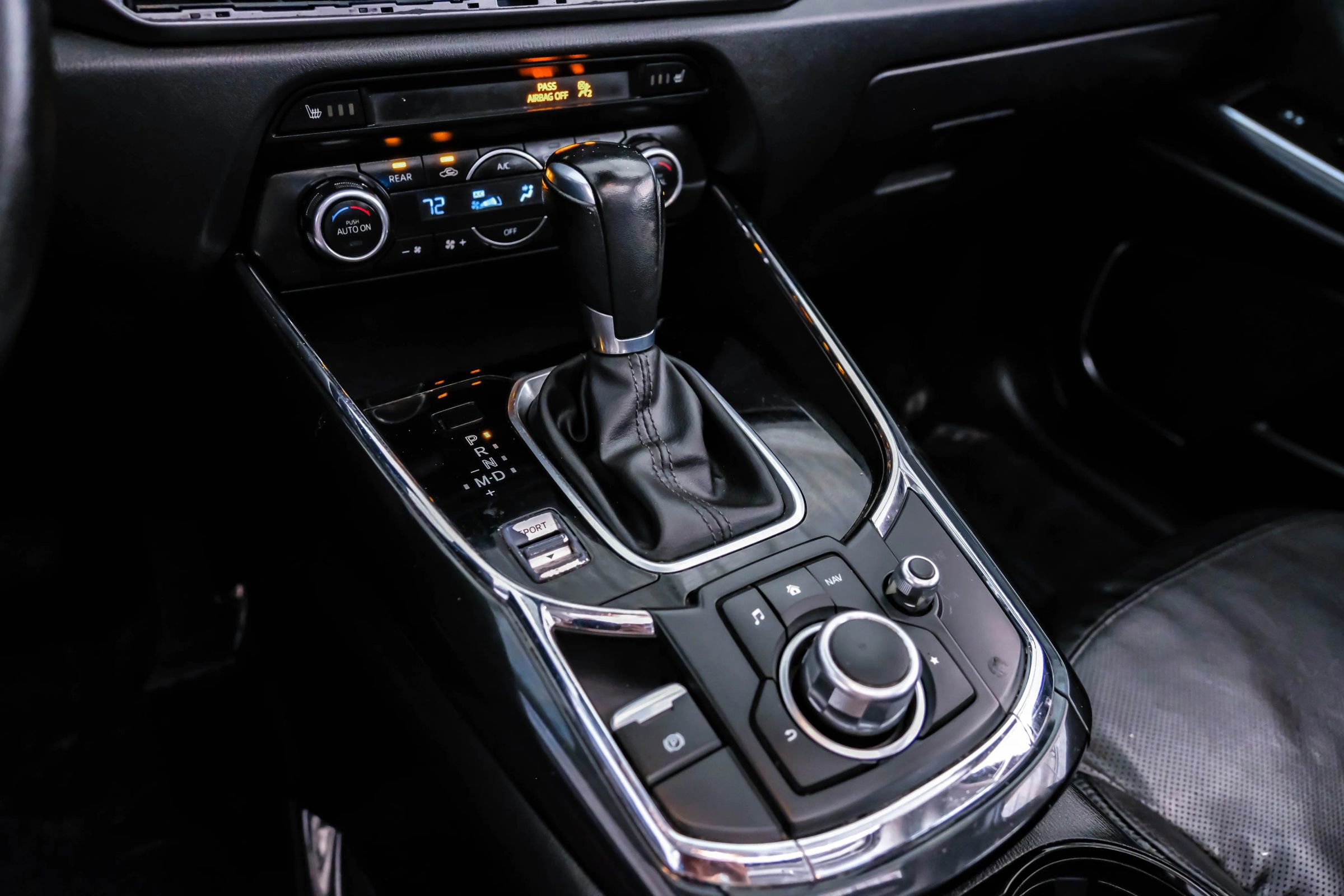 Used 2018 MAZDA CX-9 Touring w/ Touring Premium Package image 24