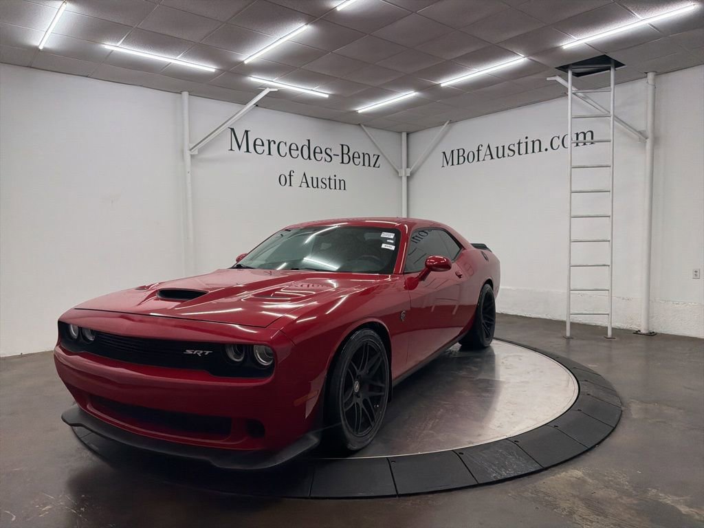 Used 2016 Dodge Challenger SRT Hellcat image 3