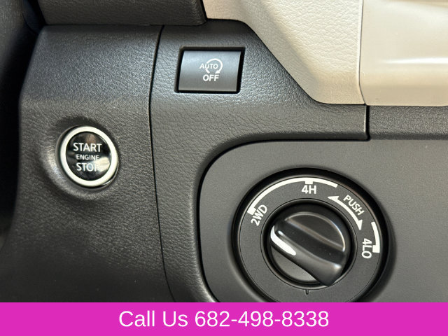 Used 2025 Nissan Frontier SV w/ Tow Package AWD/4WD image 25