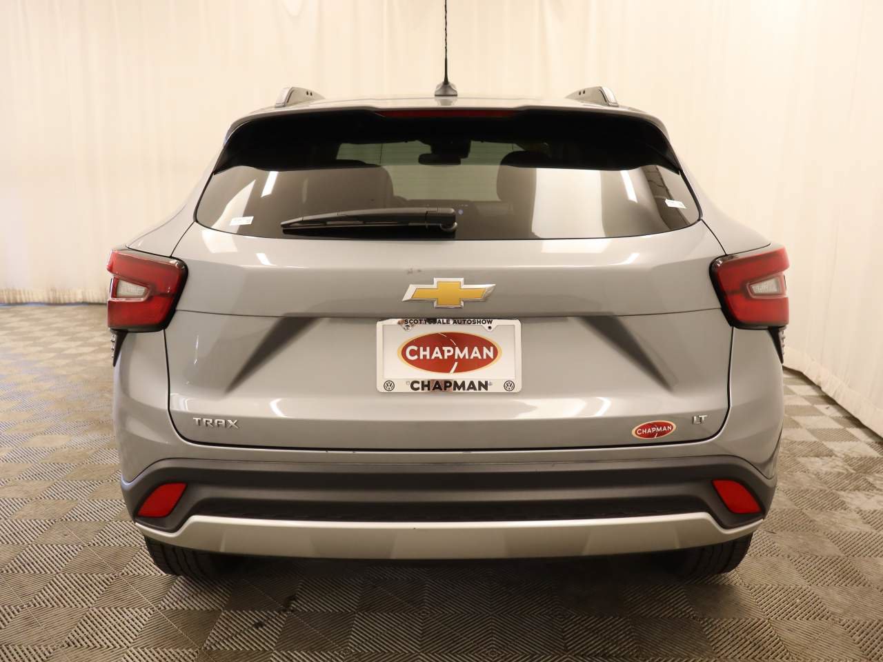Used 2025 Chevrolet Trax LT FWD image 5