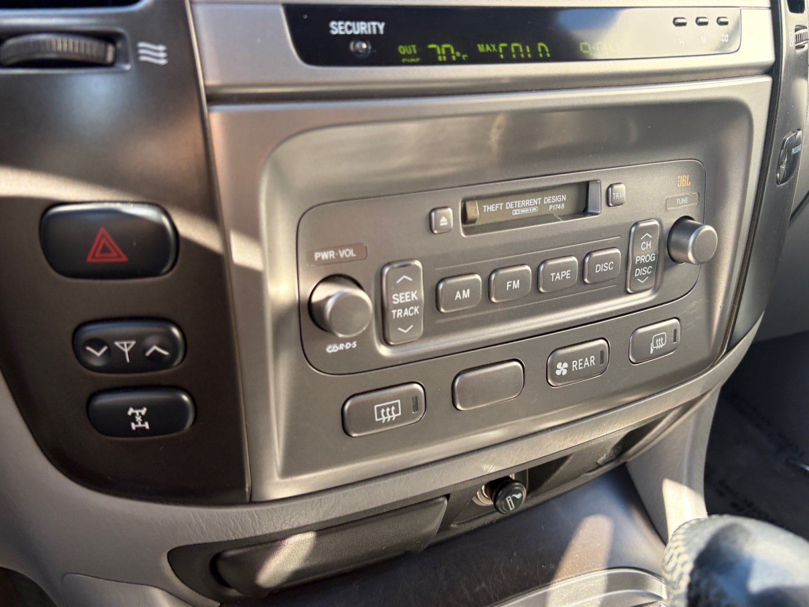 Used 2003 Toyota Land Cruiser AWD/4WD image 23