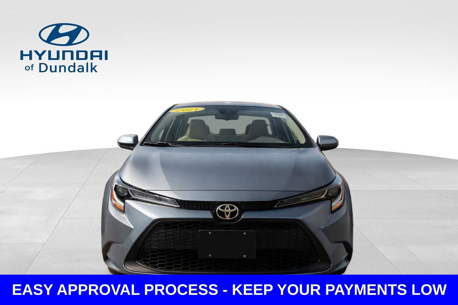 Used 2021 Toyota Corolla LE FWD image 3