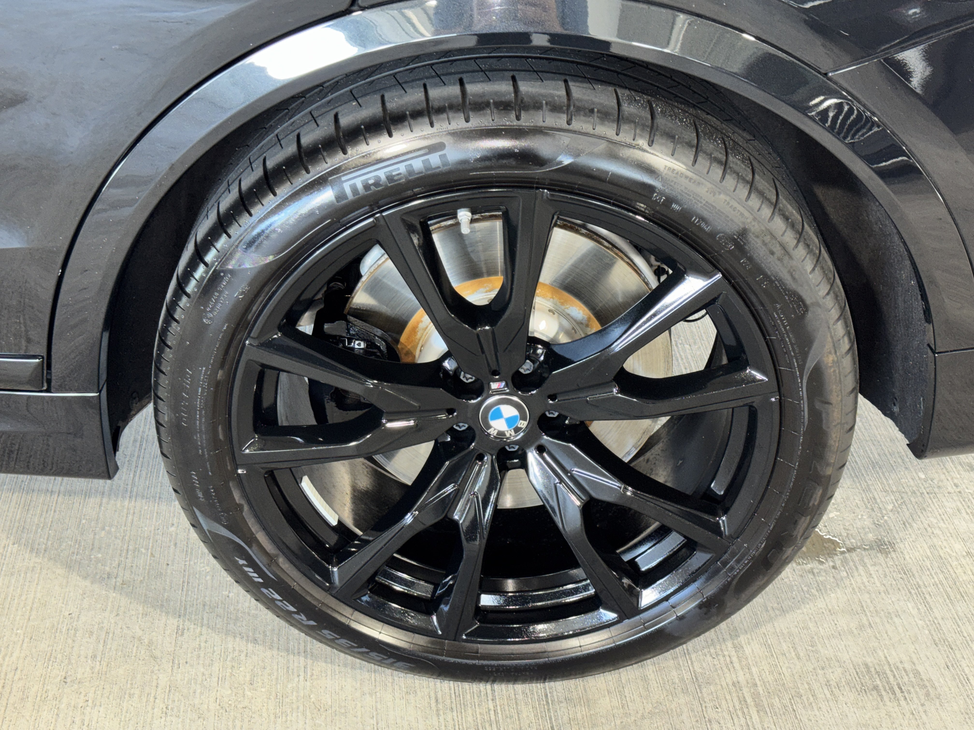 Used 2024 BMW X7 M60i w/ Executive Package AWD/4WD image 37