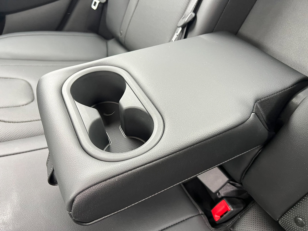 Used 2021 Hyundai Elantra Limited image 26