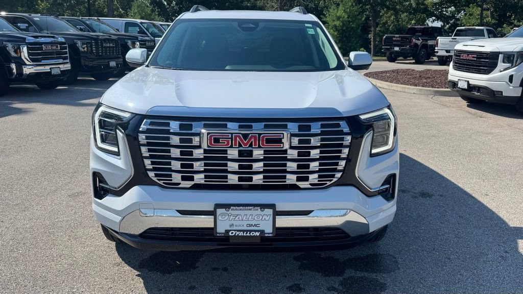 Used 2026 GMC Terrain Denali AWD/4WD image 7