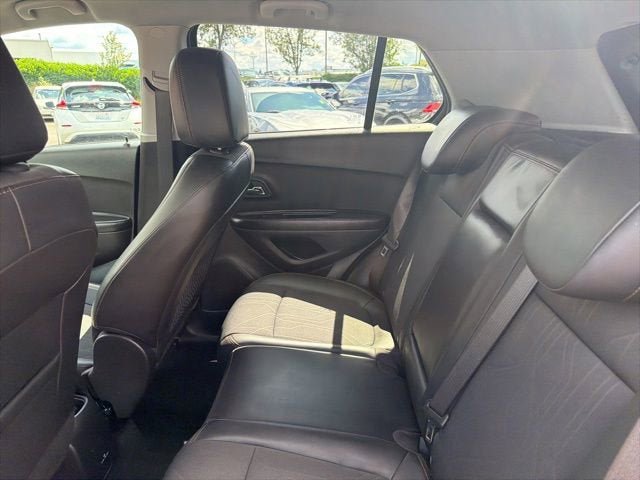 Used 2022 Chevrolet Trax LT w/ Driver Confidence Package AWD/4WD image 25