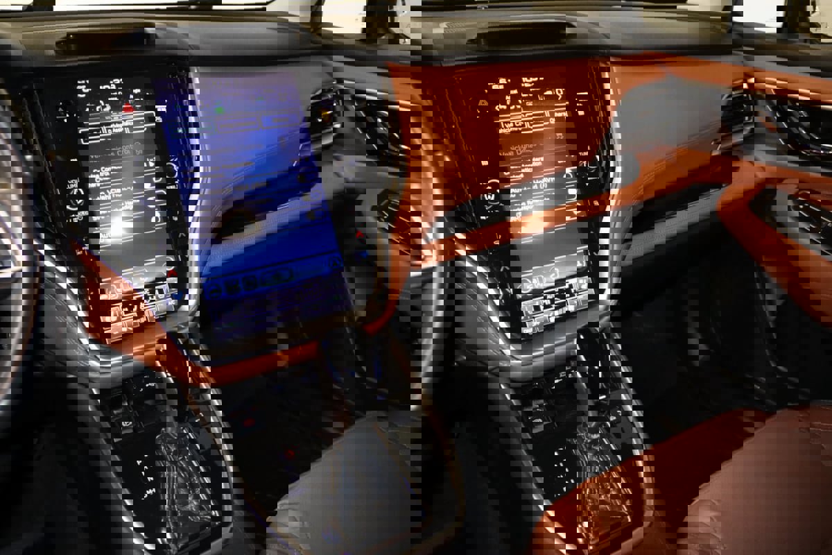 Used 2021 Subaru Legacy Touring XT image 43