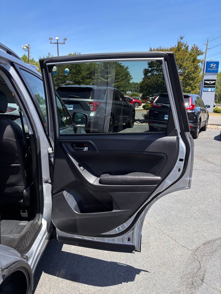 Used 2018 Subaru Forester 2.5i Limited w/ Popular Package #2 AWD/4WD image 52