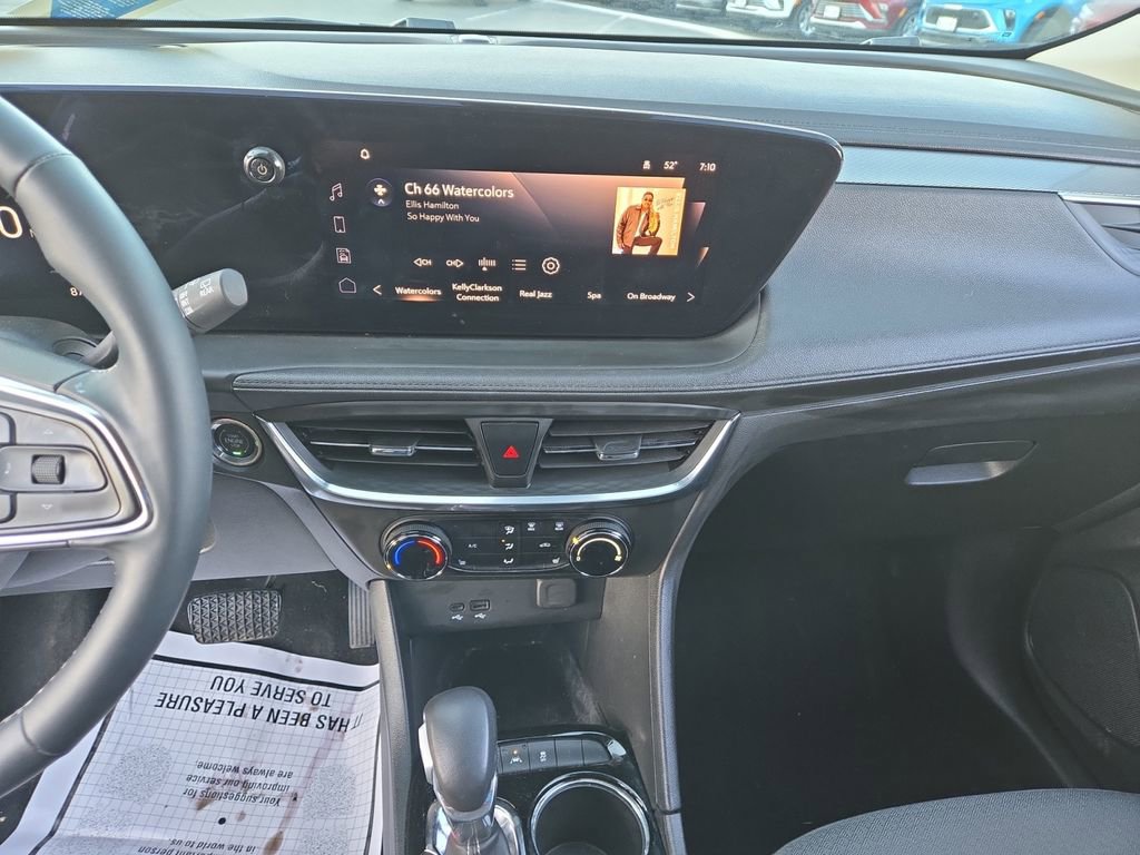 Used 2024 Buick Encore GX Preferred w/ Comfort Package image 15