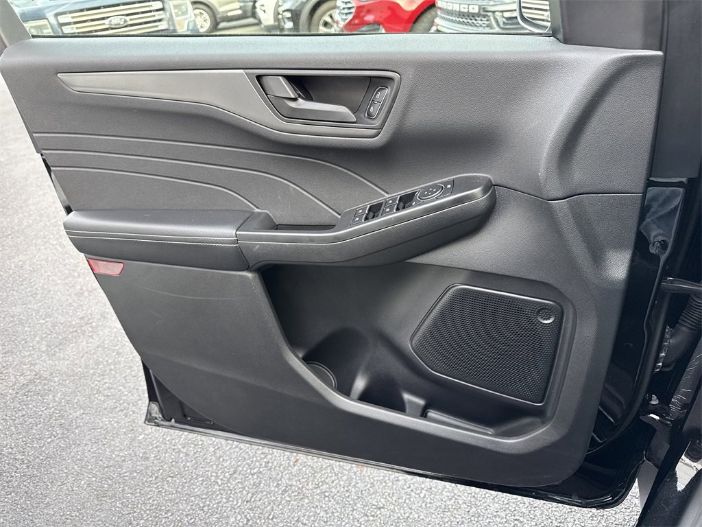 Used 2025 Ford Escape Active w/ Cold Weather Package image 22