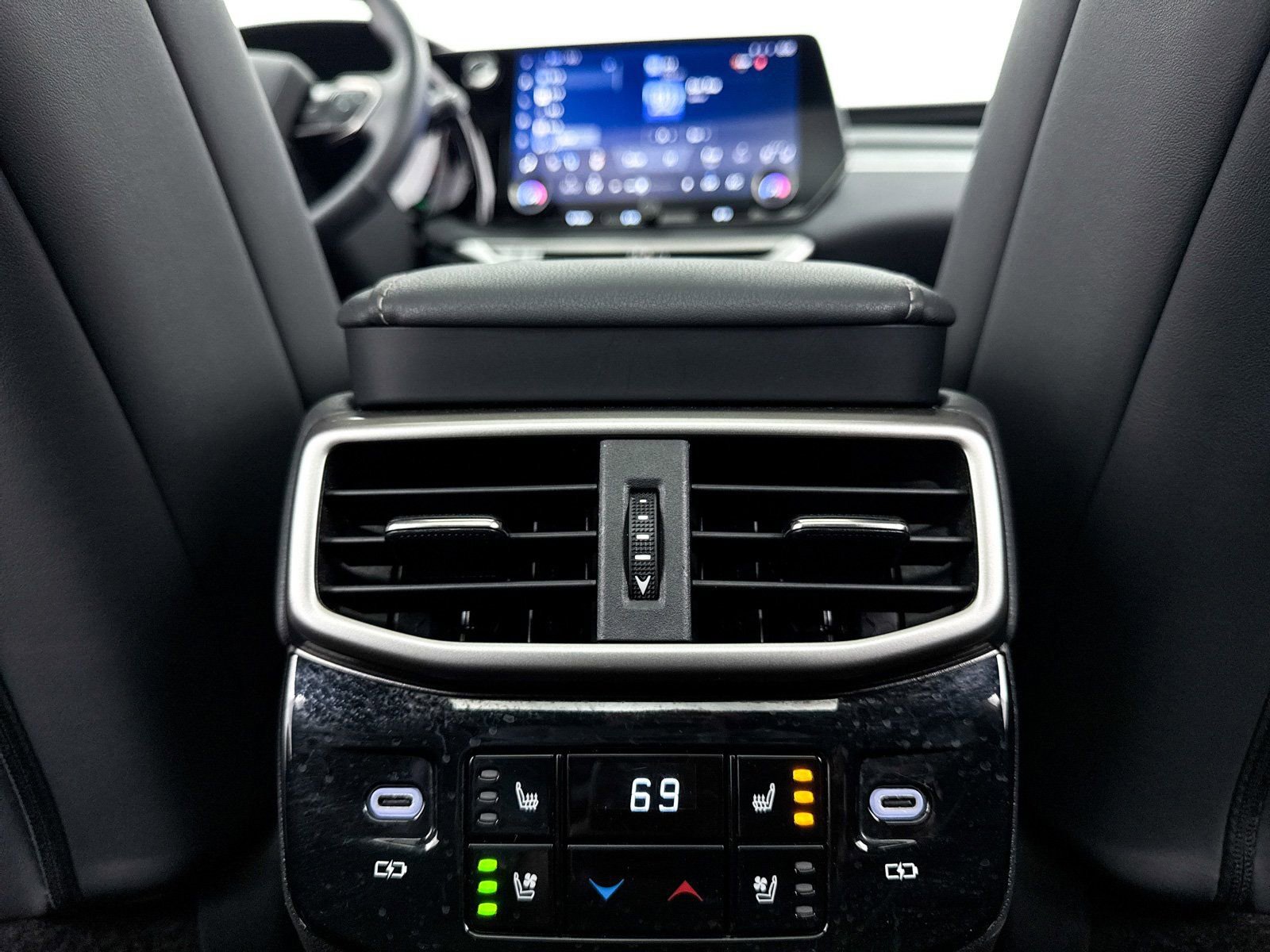 Used 2024 Lexus RX 500h F Sport image 32