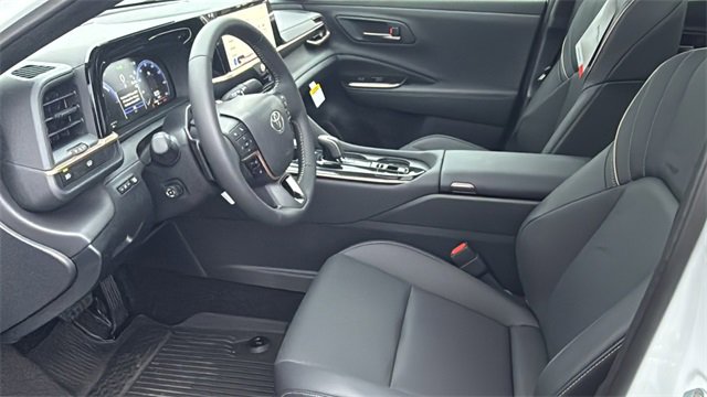 New 2026 Toyota Crown Platinum image 25